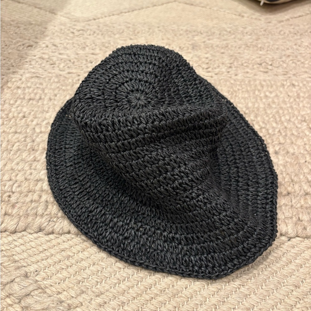 Universal Thread Crochet Bucket Hat